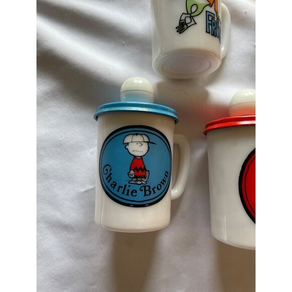 Vintage Peanuts & Animal Character Ceramic Mug Set W/ Lids - Picture 2 of 10